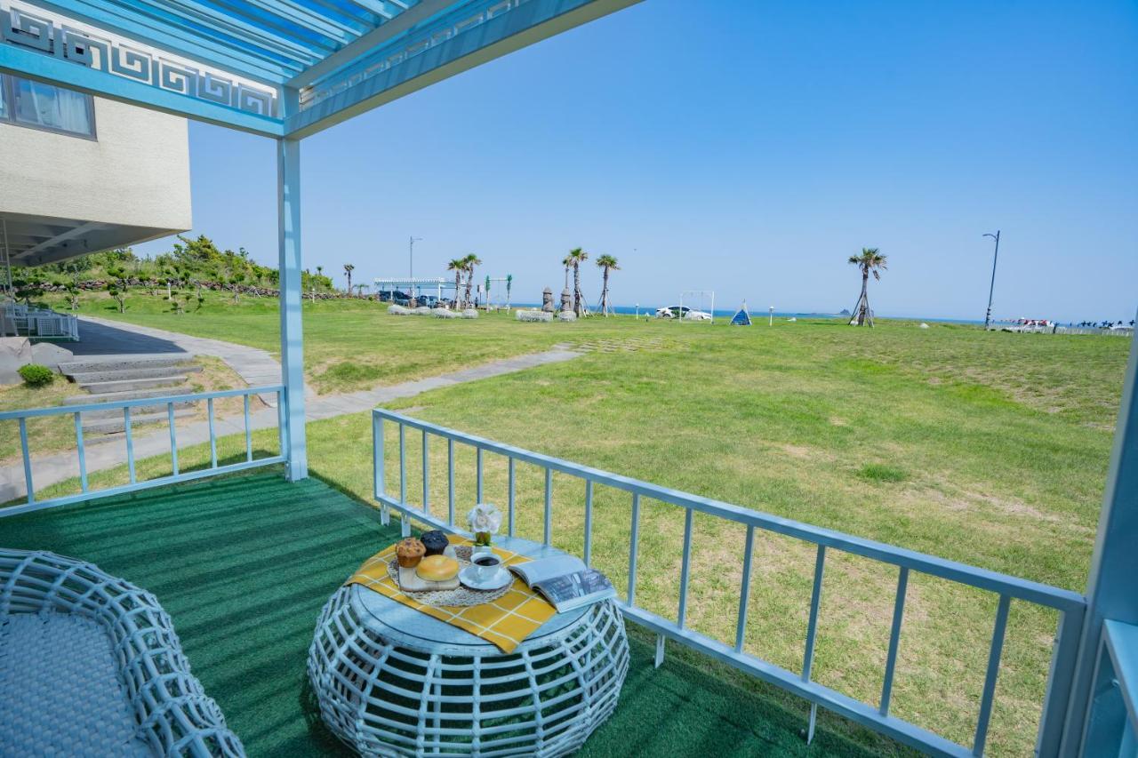 Sun And Moon Resort Seogwipo Bagian luar foto