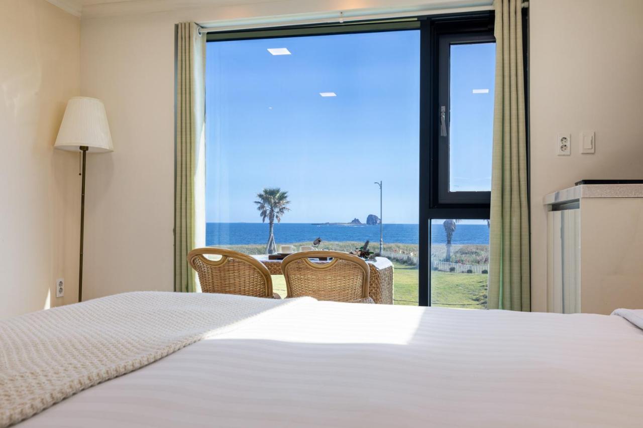 Sun And Moon Resort Seogwipo Bagian luar foto