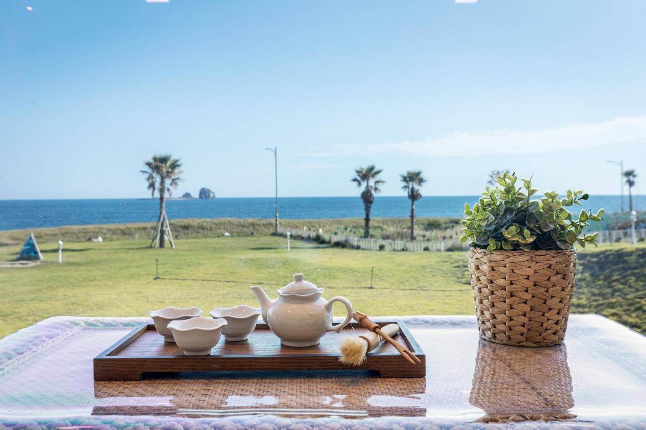 Sun And Moon Resort Seogwipo Bagian luar foto