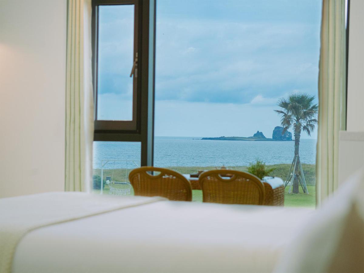 Sun And Moon Resort Seogwipo Bagian luar foto