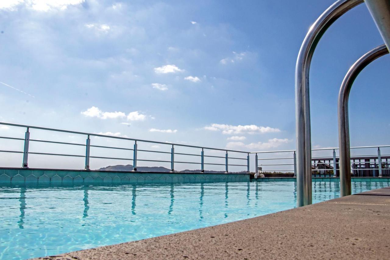 Sun And Moon Resort Seogwipo Bagian luar foto